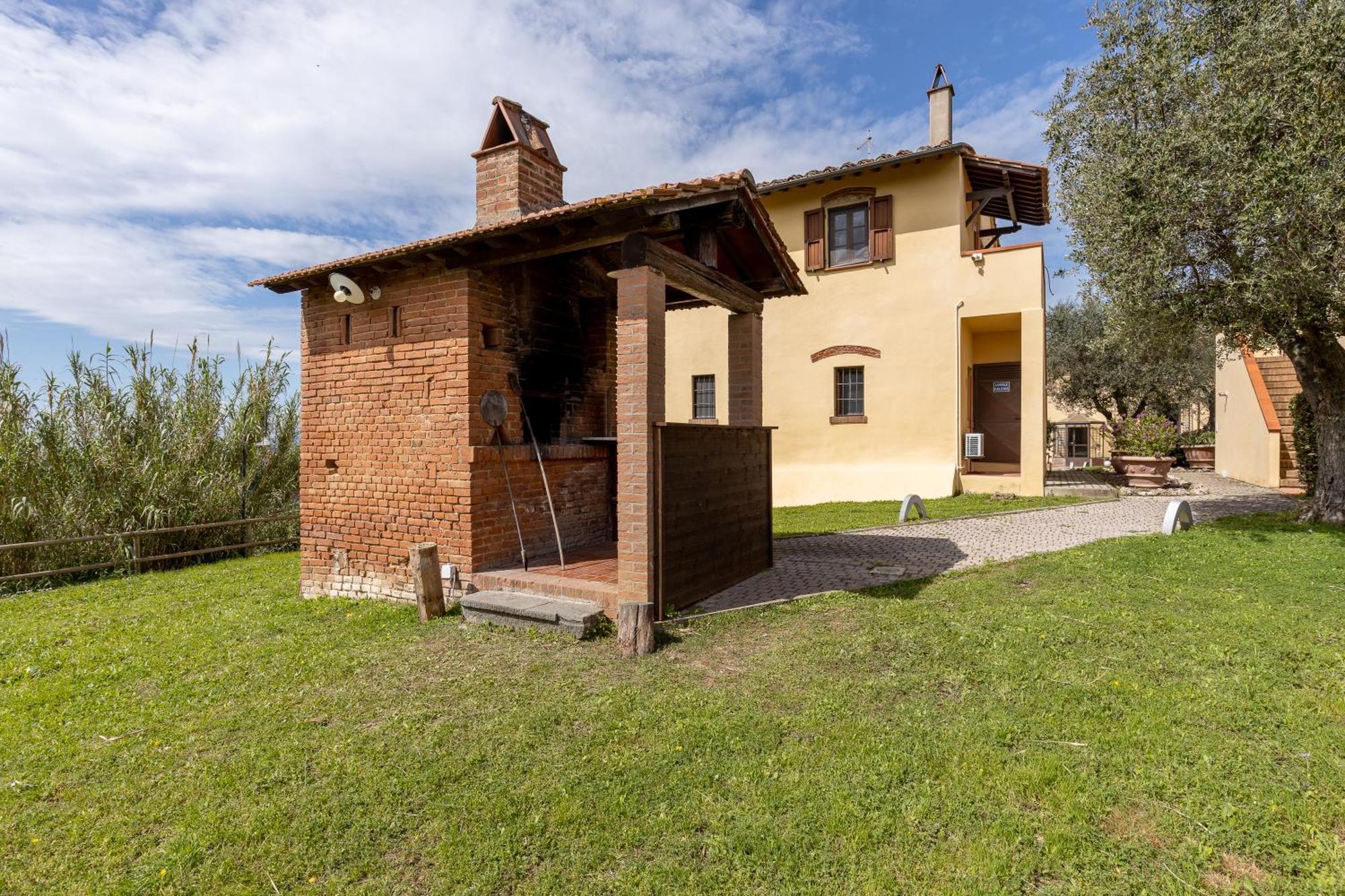 Residence Montevecchio Montopoli in Val d'Arno Exterior photo